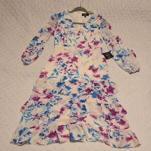 NWT Lulu's White, Purple and Blue Floral Ruffle Dress Sz M V-neck 3/4 Sleeve